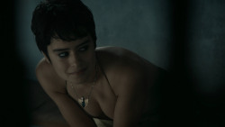 extant_GameOfThrones_5x07-TheGift_4048