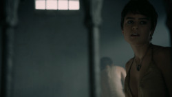 extant_GameOfThrones_5x07-TheGift_4099