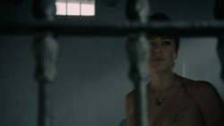 extant_GameOfThrones_5x07-TheGift_4100