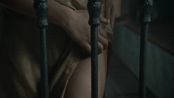 extant_GameOfThrones_5x07-TheGift_4175