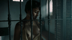 extant_GameOfThrones_5x07-TheGift_4200