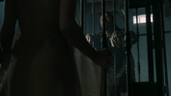 extant_GameOfThrones_5x07-TheGift_4211