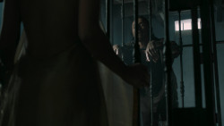 extant_GameOfThrones_5x07-TheGift_4212