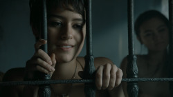 extant_GameOfThrones_5x07-TheGift_4284