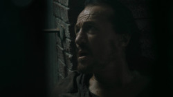 extant_GameOfThrones_5x07-TheGift_4295