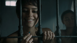 extant_GameOfThrones_5x07-TheGift_4350