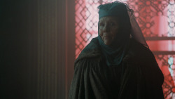 extant_GameOfThrones_5x07-TheGift_4559