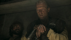 extant_GameOfThrones_5x07-TheGift_4781