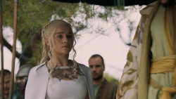 extant_GameOfThrones_5x07-TheGift_4797