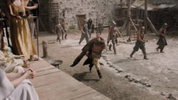 extant_GameOfThrones_5x07-TheGift_4837