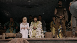 extant_GameOfThrones_5x07-TheGift_4846