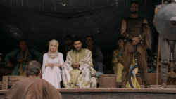 extant_GameOfThrones_5x07-TheGift_4847