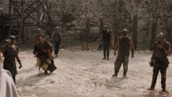 extant_GameOfThrones_5x07-TheGift_4857