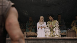 extant_GameOfThrones_5x07-TheGift_4863