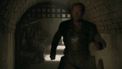 extant_GameOfThrones_5x07-TheGift_4899