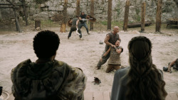 extant_GameOfThrones_5x07-TheGift_4940