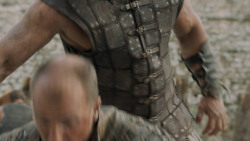 extant_GameOfThrones_5x07-TheGift_4942