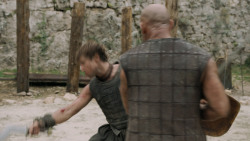 extant_GameOfThrones_5x07-TheGift_4974
