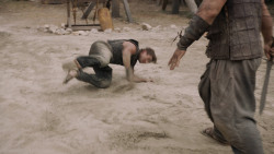 extant_GameOfThrones_5x07-TheGift_4985