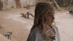 extant_GameOfThrones_5x07-TheGift_5003