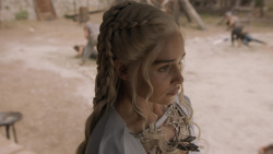 extant_GameOfThrones_5x07-TheGift_5006