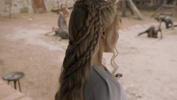 extant_GameOfThrones_5x07-TheGift_5008