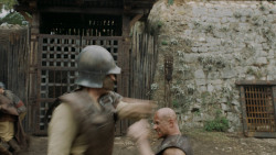 extant_GameOfThrones_5x07-TheGift_5059