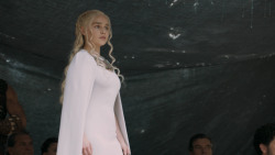 extant_GameOfThrones_5x07-TheGift_5065