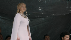 extant_GameOfThrones_5x07-TheGift_5066
