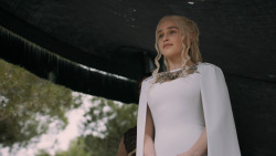 extant_GameOfThrones_5x07-TheGift_5140