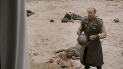 extant_GameOfThrones_5x07-TheGift_5198