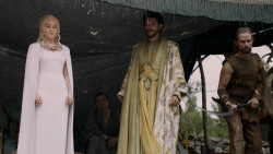 extant_GameOfThrones_5x07-TheGift_5226