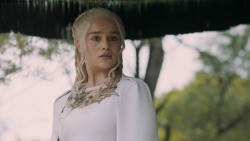 extant_GameOfThrones_5x07-TheGift_5244