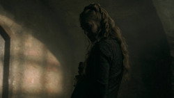 extant_GameOfThrones_5x07-TheGift_5361