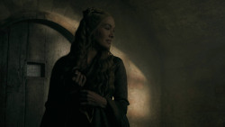extant_GameOfThrones_5x07-TheGift_5365
