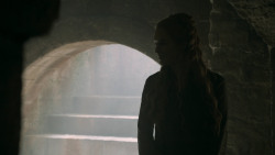 extant_GameOfThrones_5x07-TheGift_5715