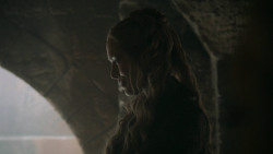 extant_GameOfThrones_5x07-TheGift_5856