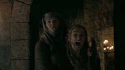 extant_GameOfThrones_5x07-TheGift_6035