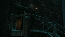 extant_GameOfThrones_6x01-TheRedWoman_0127