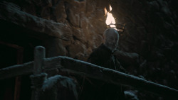 extant_GameOfThrones_6x01-TheRedWoman_0135