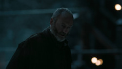 extant_GameOfThrones_6x01-TheRedWoman_0168