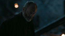 extant_GameOfThrones_6x01-TheRedWoman_0171