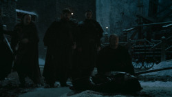 extant_GameOfThrones_6x01-TheRedWoman_0200
