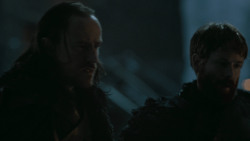 extant_GameOfThrones_6x01-TheRedWoman_0202