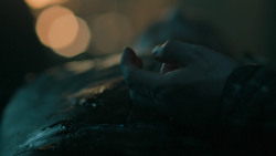 extant_GameOfThrones_6x01-TheRedWoman_0276