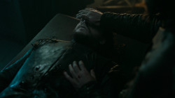 extant_GameOfThrones_6x01-TheRedWoman_0292