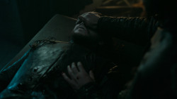 extant_GameOfThrones_6x01-TheRedWoman_0297
