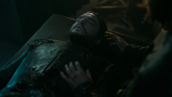 extant_GameOfThrones_6x01-TheRedWoman_0305