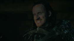 extant_GameOfThrones_6x01-TheRedWoman_0312