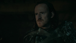 extant_GameOfThrones_6x01-TheRedWoman_0315